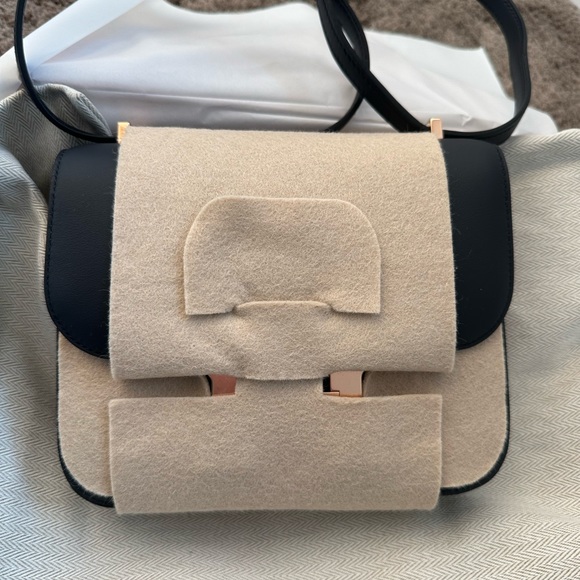 BRAND NEW Mini Constance with RGHW! Hermes Constance 18 noir indigo black B - Picture 5 of 8